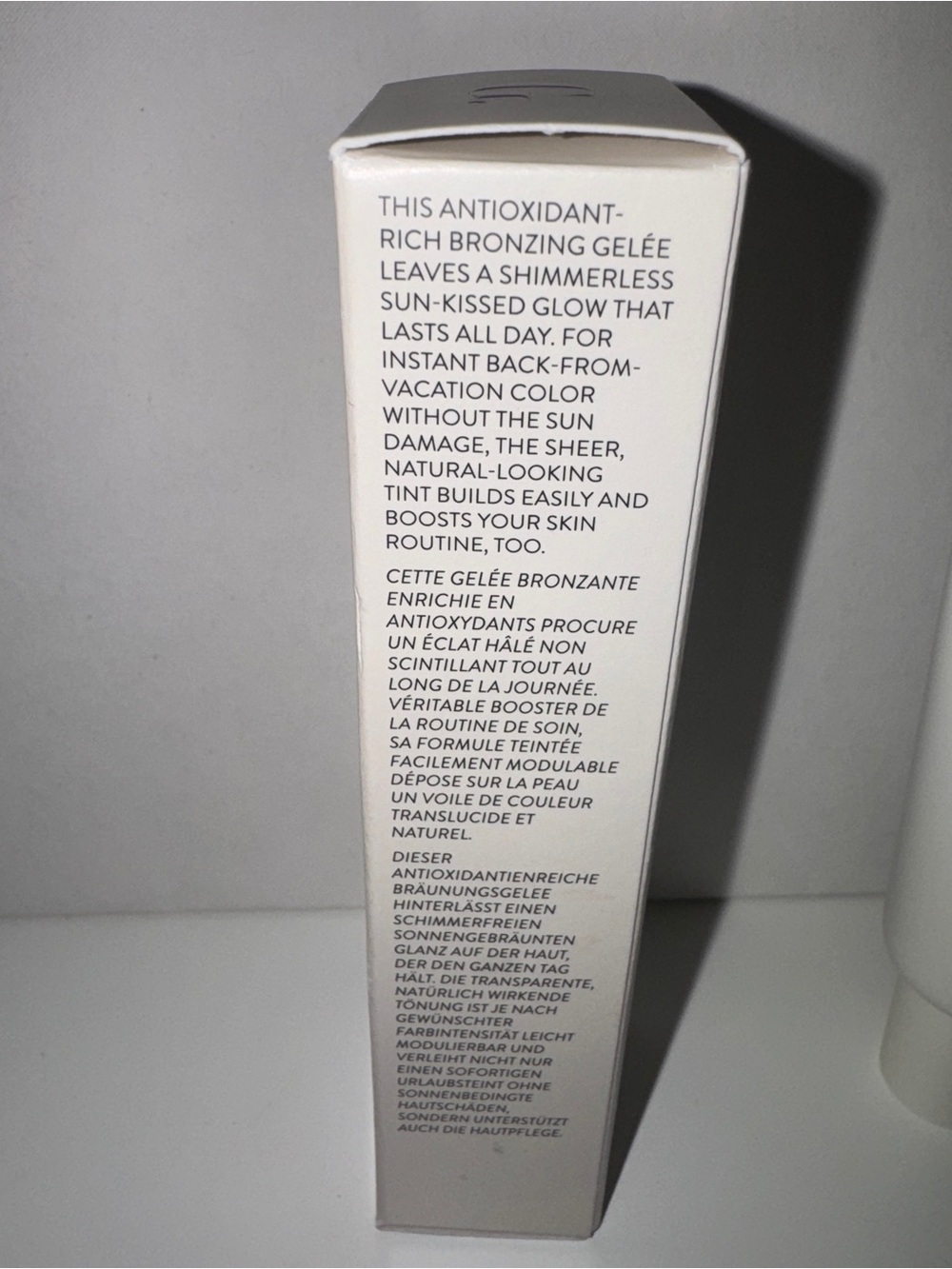 Goop Beauty summertone bronzing gel - Picture 2 of 4